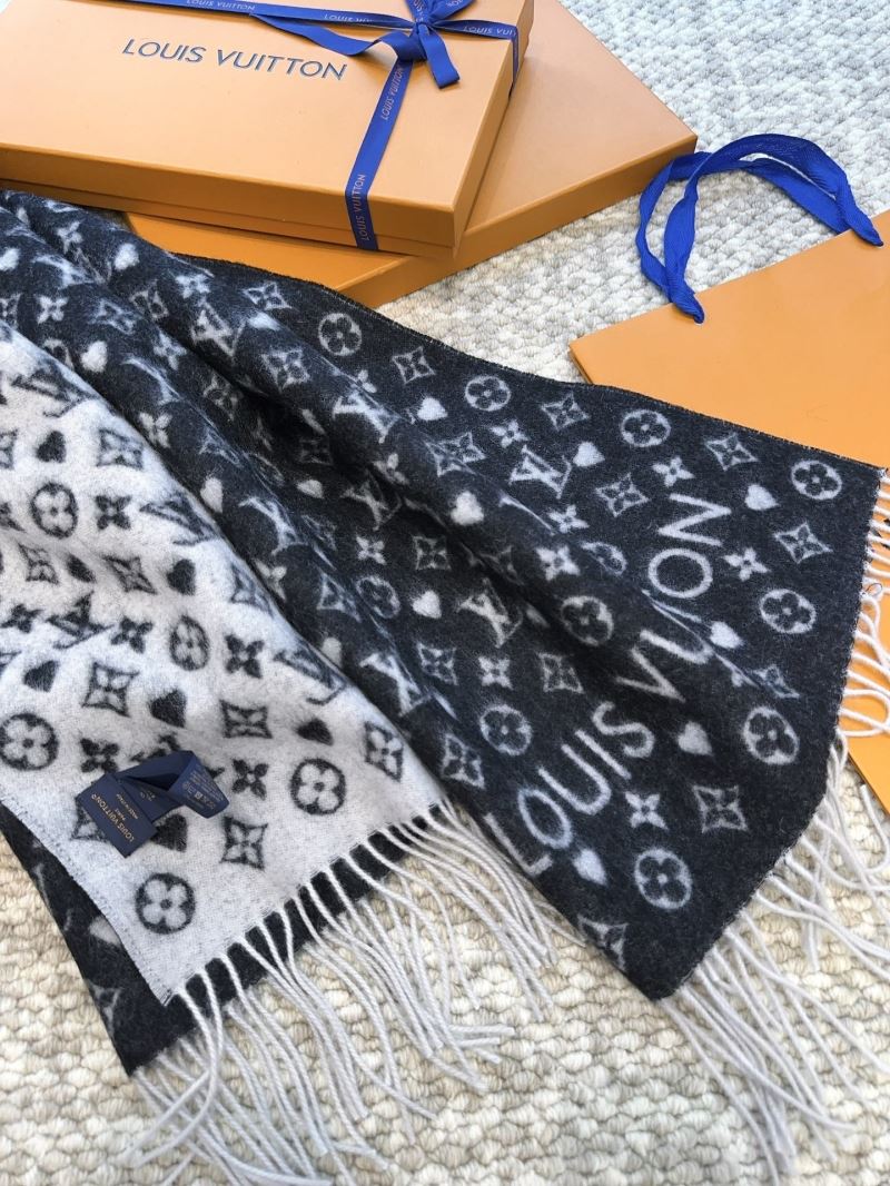 Louis Vuitton Scarf